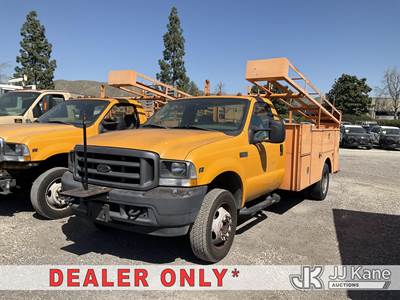 2004 Ford F-550 Service Truck