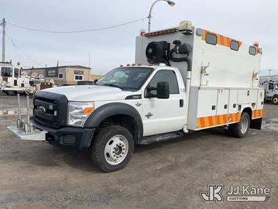 2016 Ford F550 4x4 Air Compressor/Enclosed Service Truck