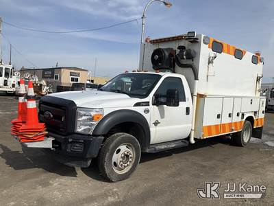 2016 Ford F550 4x4 Air Compressor/Enclosed Service Truck