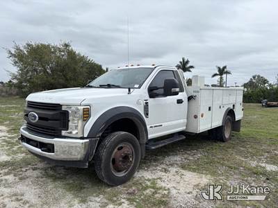2018 Ford F550 URD/Flatbed Truck