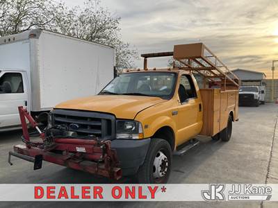 2004 Ford F-550 Regular Cab 2WD DRW Service Truck