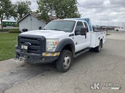 2016 Ford F-550 SuperCab DRW 4WD Extended-Cab Service Truck