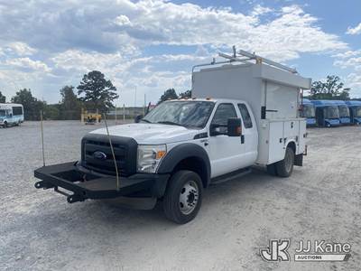 2014 Ford F-550 Extended-Cab Enclosed Service Truck