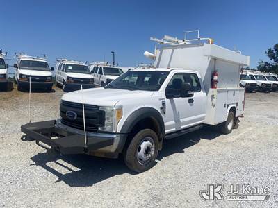 2017 Ford F550 Enclosed High-Top Service Truck