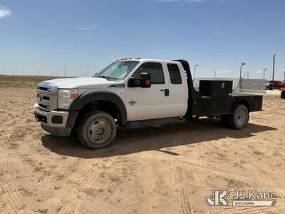 2015 Ford F-550 Extended-Cab Flatbed/Service Truck