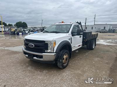 2017 Ford F550 Flatbed/Service Truck