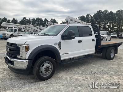 2018 Ford F-550 Crew-Cab Flatbed/Service Truck