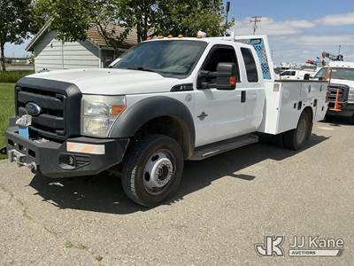 2016 Ford F-550 SuperCab DRW Extended-Cab Service Truck