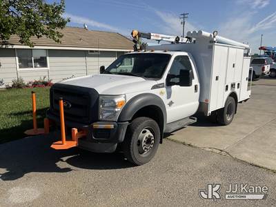 2013 Ford F-550 Mechanics Service Truck