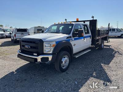 2015 Ford F550 Crew-Cab Flatbed/Service Truck