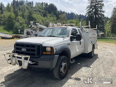 2007 Ford F550 4x4 Extended-Cab Mechanics Service Truck