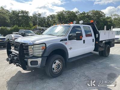 2015 Ford F-550 Crew-Cab Flatbed/Service Truck