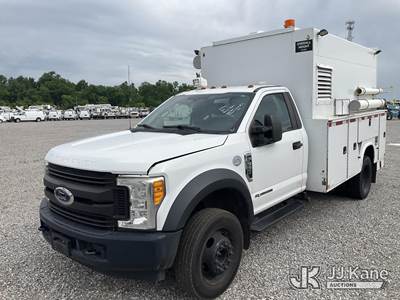 2017 Ford F550 Enclosed High-Top Service Truck
