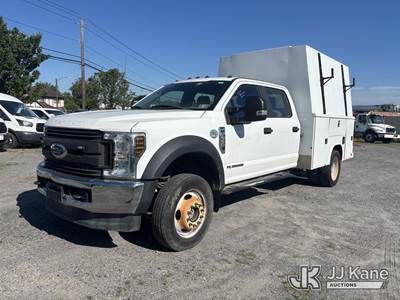 2018 Ford F-550 4x4 Crew-Cab Enclosed Service Truck