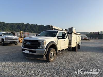 2019 Ford F550 Extended-Cab Service Truck
