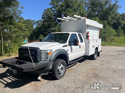 2016 Ford F-550 Extended-Cab Enclosed High-Top Service Truck