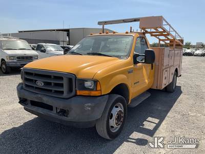 2001 Ford F-550 Regular Cab DRW Dual Wheel Service Truck
