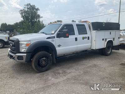 2016 Ford F550 4x4 Crew-Cab Service Truck