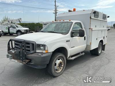2004 Ford F-550 Enclosed High-Top Service Truck