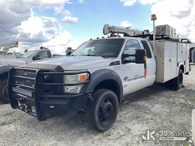 2015 Ford F-550 Extended-Cab Mechanics Service Truck