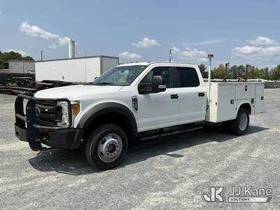 2017 Ford F550 4x4 Crew-Cab Service Truck