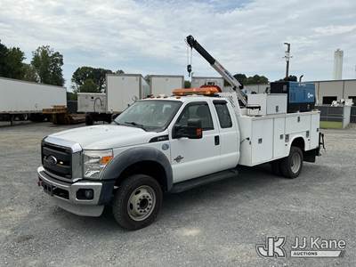 2011 Ford F-550 Extended-Cab Mechanics Service Truck