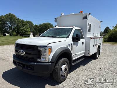2017 Ford F-550 Regular Cab DRW Enclosed Service Truck