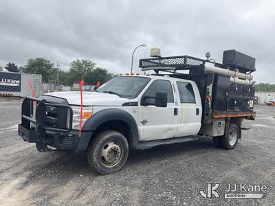 2016 Ford F550 Crew-Cab Flatbed/Service Truck