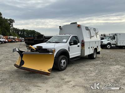 2017 Ford F-550 Enclosed High-Top Service Truck