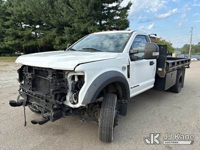 2019 Ford F-550 Flatbed/Service Truck