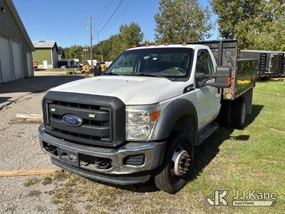 2015 Ford F-550 Regular Cab DRW Flatbed/Service Truck