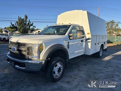 2018 Ford F-550 Regular Cab DRW High Top Service Truck