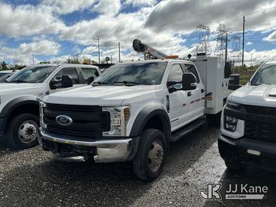 2019 Ford F550 4x4 Crew-Cab Flatbed/Service Truck