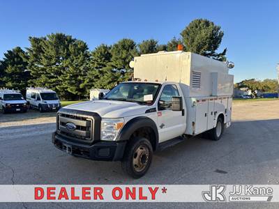 2013 Ford F-550 Regular Cab DRW Enclosed High-Top Service Truck