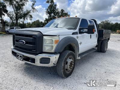 2014 Ford F-550 Crew-Cab Flatbed/Service Truck