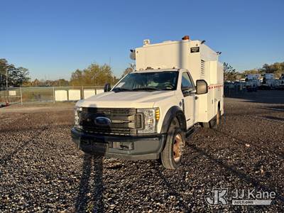 2017 Ford F550 Enclosed High-Top Service Truck