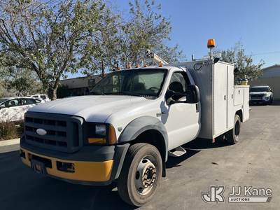2006 Ford F-550 Regular Cab DRW Mechanics Service Truck