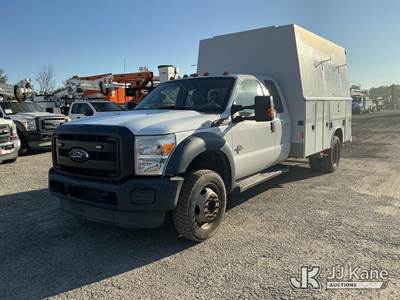 2016 Ford F550 Enclosed High-Top Service Truck