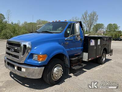 2005 Ford F650 Utility Truck