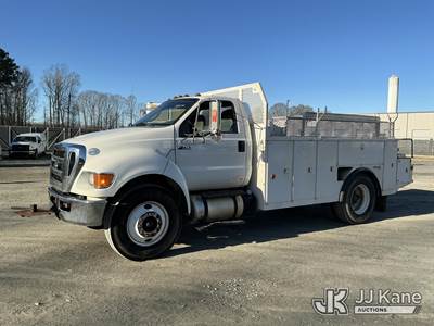 2015 Ford F-750 URD/Flatbed Truck