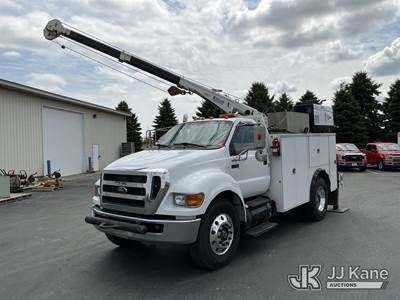 2011 Ford F-750 Mechanics Service Truck