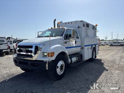 2012 Ford F750 Extended-Cab Enclosed Utility Truck