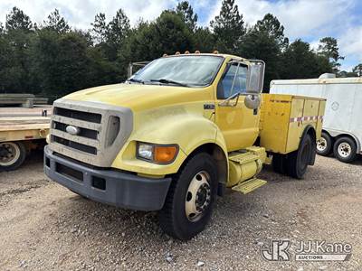 2007 Ford F-750 Utility Truck