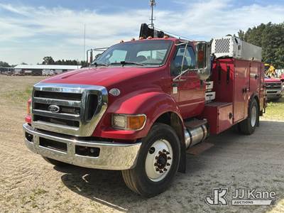 2015 Ford F-750 Regular Cab DRW Mechanics Service Truck