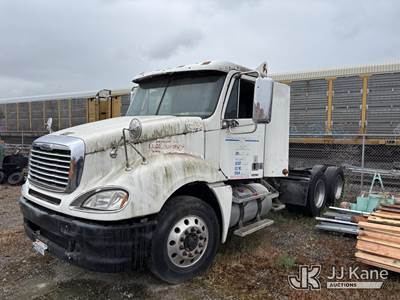 2009 Freightliner Columbia 120 T/A Truck Tractor