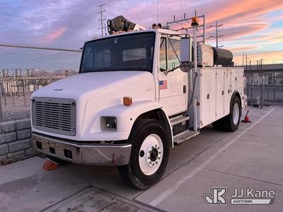 2000 Freightliner FL70 Mechanics Service Truck