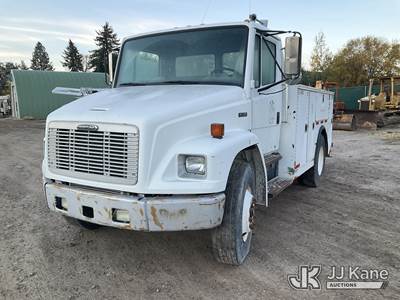 2004 Freightliner FL70 Mechanics Service Truck
