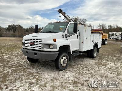 2005 GMC C4500 4x4 Utility Truck