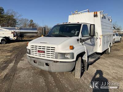 2007 GMC C5500 Crew Cab Enclosed High-Top Service Truck