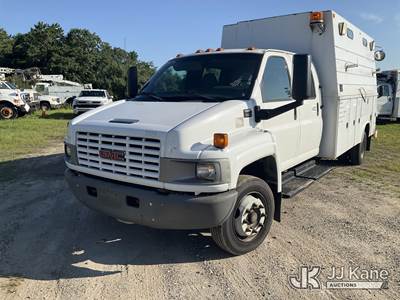 2007 GMC C5500 Crew-Cab Enclosed Service Truck